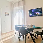 Dimora Eden Διαμέρισμα
