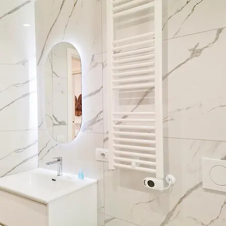 Dimora Eden Apartament *